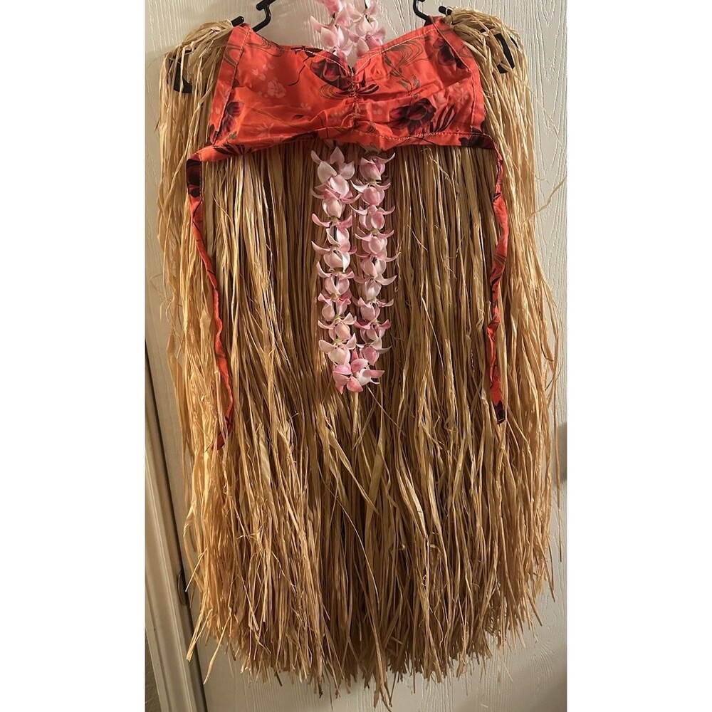 Womens Grass Skirt, Lei and Handmade Bra Top Hawaiian Costume from Hawaii Sz S